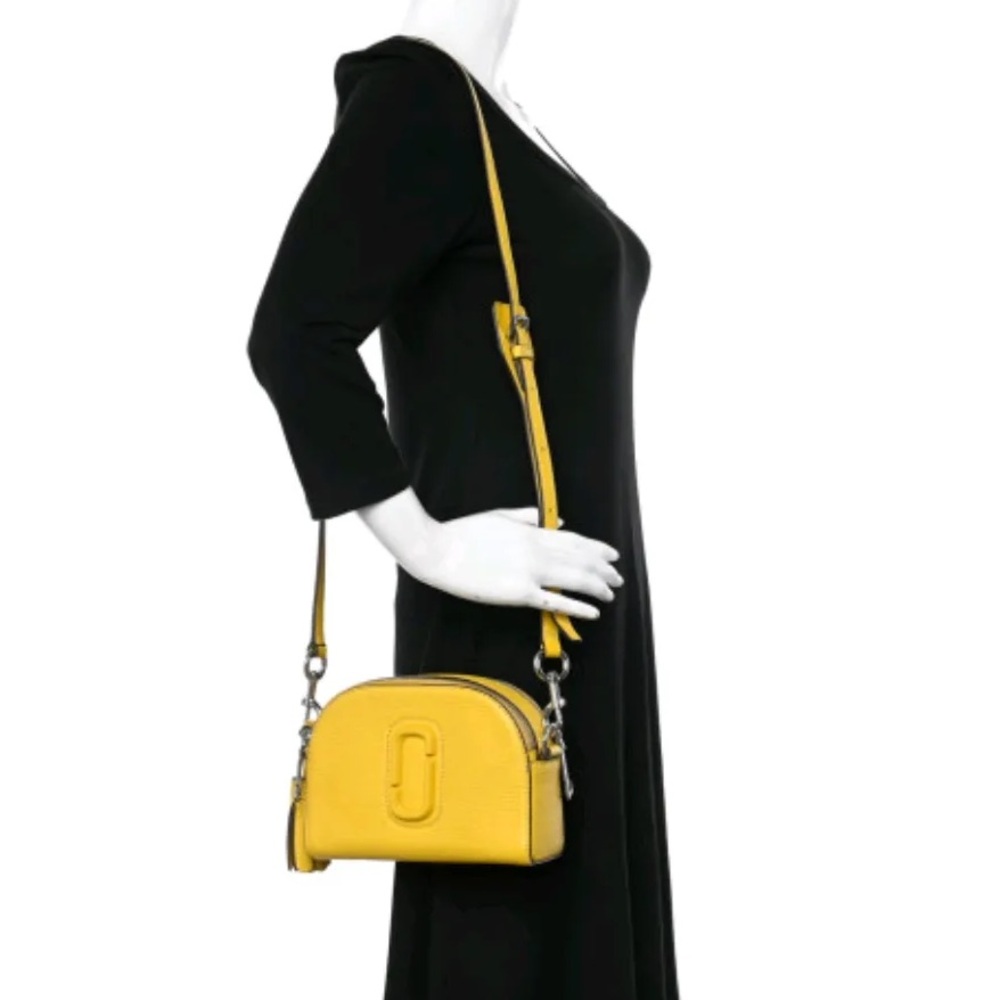 Marc Jacobs The Shutter Yellow Leather Crossbody Bag - Picture 2 of 16